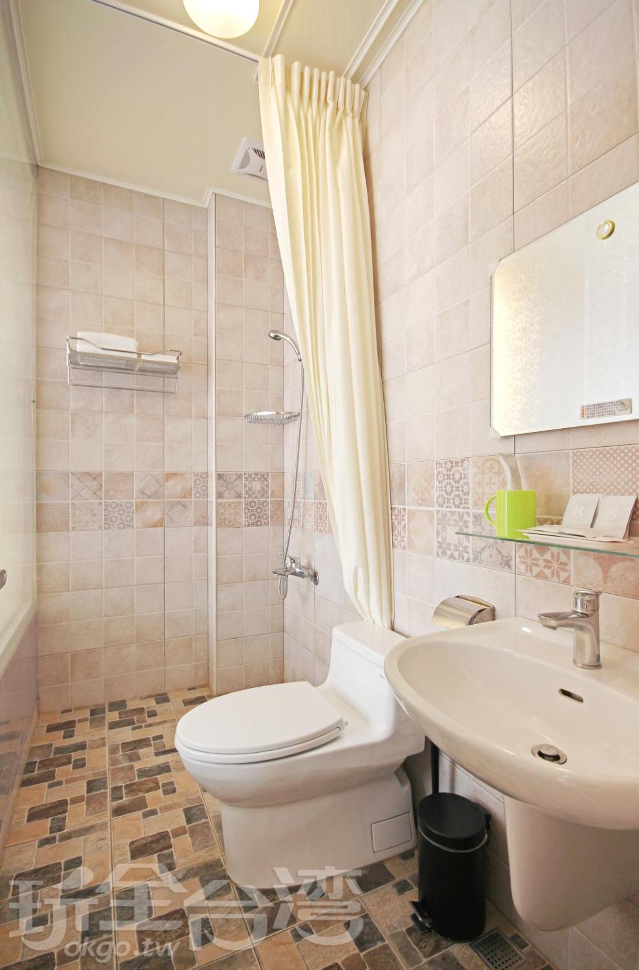 Sun Moon Lake Friday Inn Guest House Yuchi Room photo