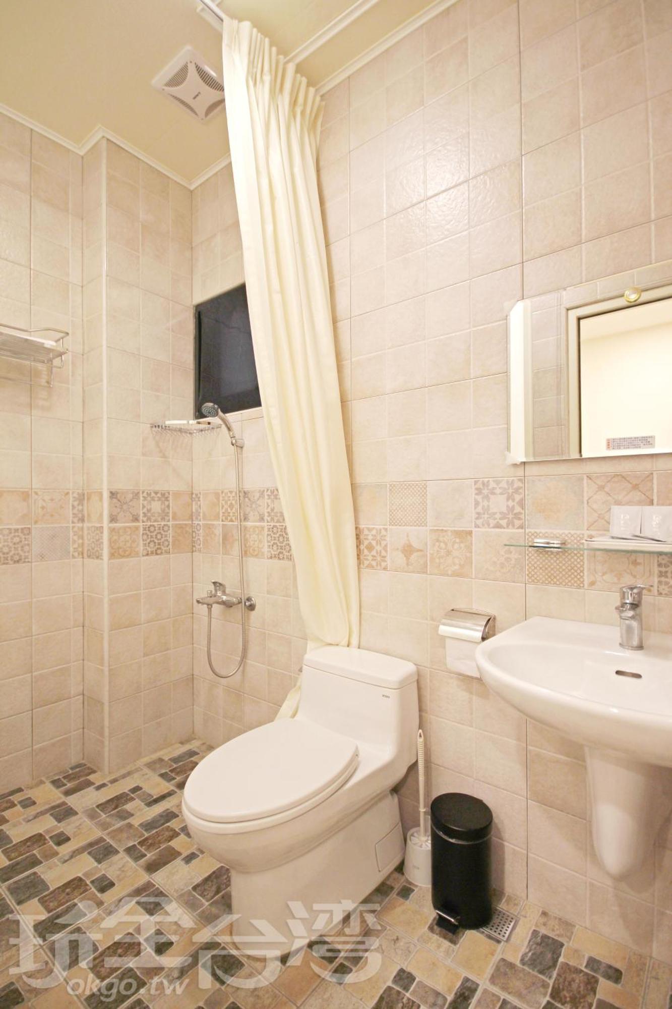 Sun Moon Lake Friday Inn Guest House Yuchi Room photo