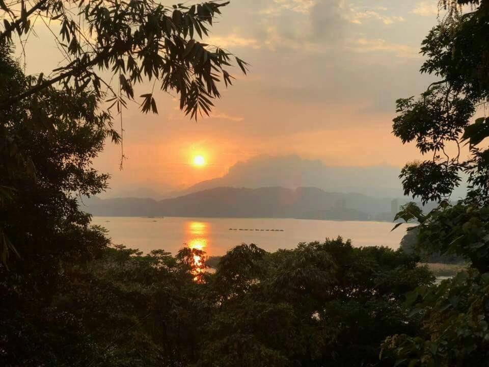 Sun Moon Lake Friday Inn Guest House Yuchi Exterior photo